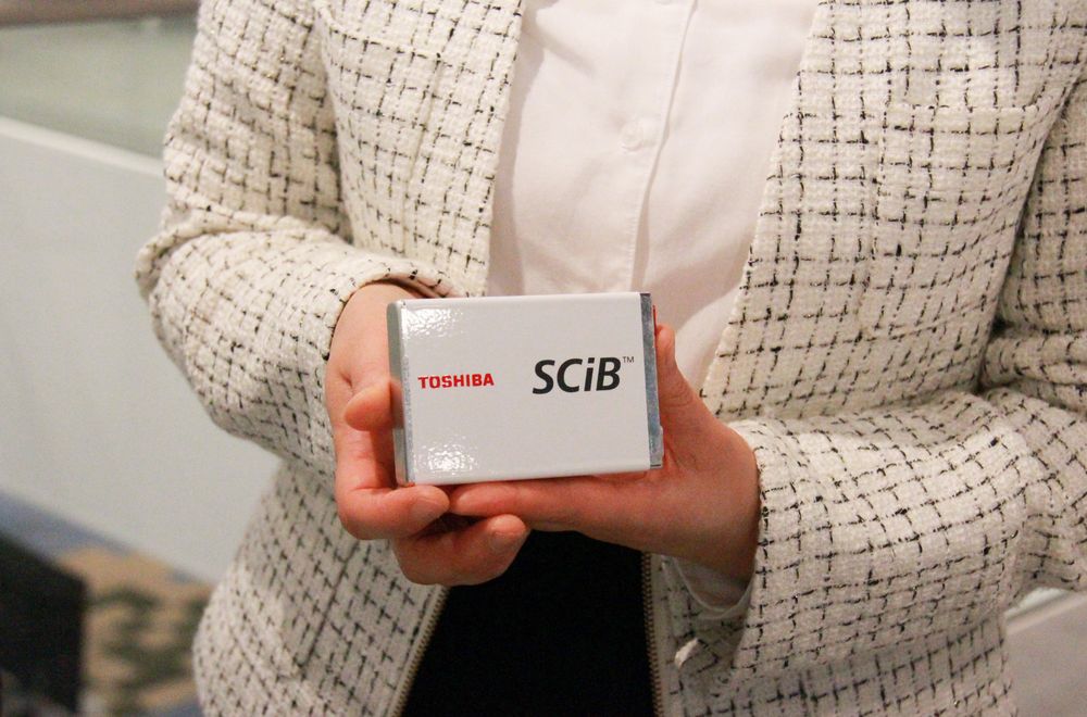 SCiB?電池（充電電池的最小單位），在汽車(chē)上安裝由多個(gè)電池組成的模塊