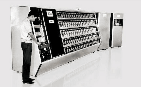 1967年推出的世界首臺實(shí)用手寫(xiě)郵編自動(dòng)讀取分揀機